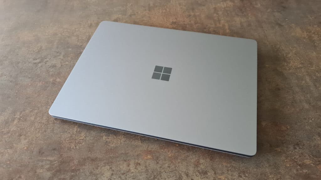 Image 2 : Test Surface Laptop Go : notre avis sur l'ultrabook d'entrée de gamme de Microsoft