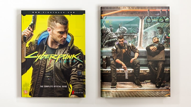 Les deux versions du guide officiel de Cyberpunk 2077