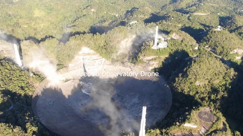 Le télescope d'Arecibo s'est effondré