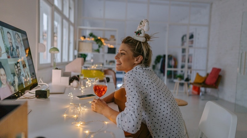 Zoom suspend la limite des 40 minutes pour les fêtes de fin d'année