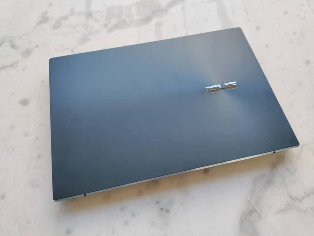 Image 5 : Test Asus Zenbook Duo 14 Tiger Lake : un étonnant PC portable à double écran et équilibré