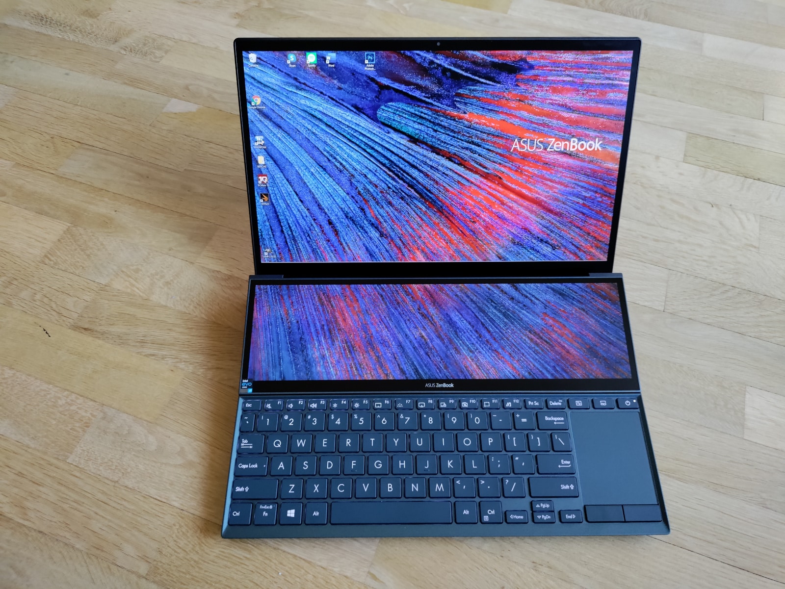 Test Asus Zenbook Duo 14 Tiger Lake : un étonnant PC portable à double ...