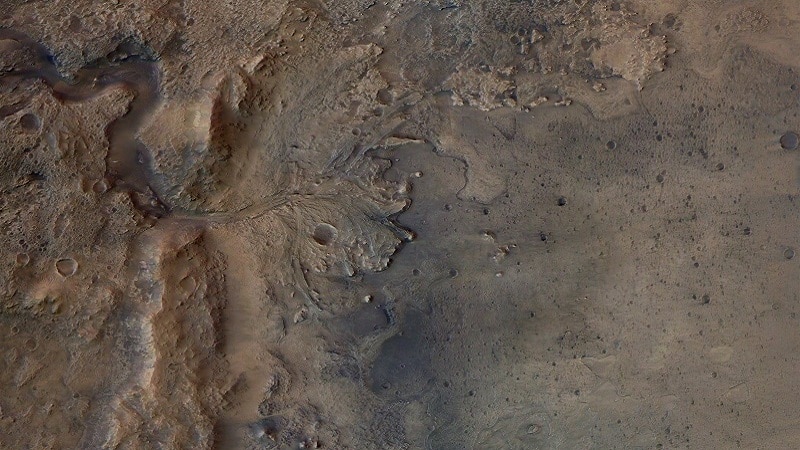 Le cratère d'impact de Jezero aperçu par la sonde spatiale Mars Express de l'ESA