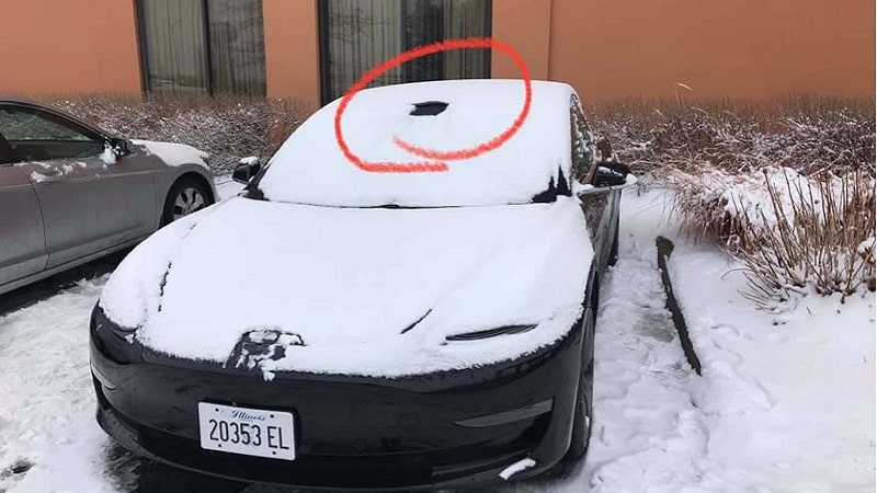 Tesla : la Model 3 embarque un dispositif pour faire fondre la neige devant  la caméra du mode Sentinelle