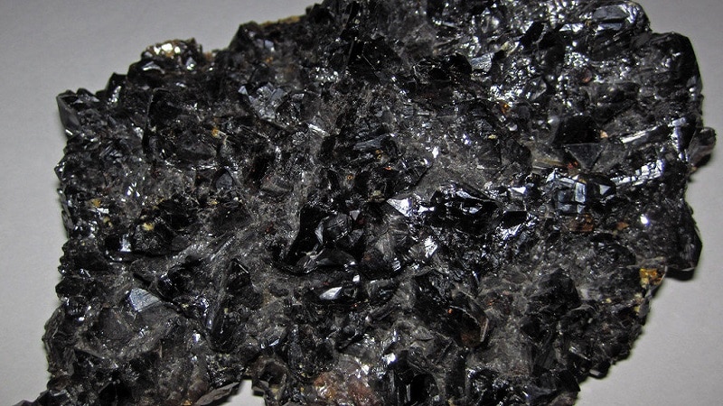 Salpherite, minerai utilisé pour produire le zinc.