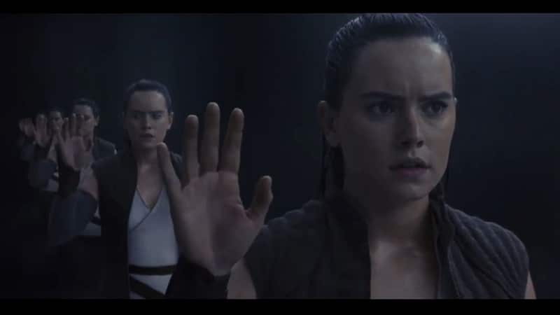 Rey dans la grotte sur Ahch-To. Crédit : Disney/Lucasfilm