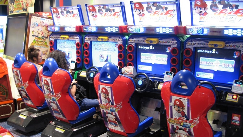 Des bornes de Mario Kart Arcade GP