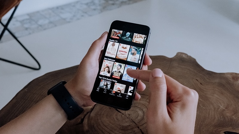 Netflix va choisir vos téléchargements pour vous
