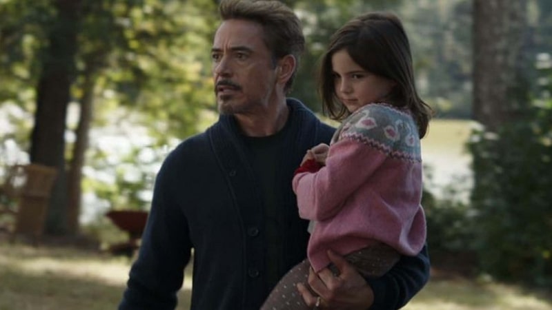 Tony Stark et sa fille Morgan dans Avengers : Endgame