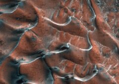 mars orbiter dunes glacees