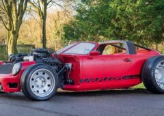 Porsche 911T Hot Rod avec un V8 Bentley