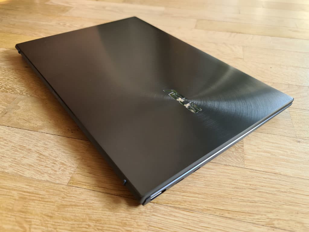 Image 16 : Test Asus Zenbook 13 OLED (UX325EA) : un ultrabook haut en couleurs très séduisant