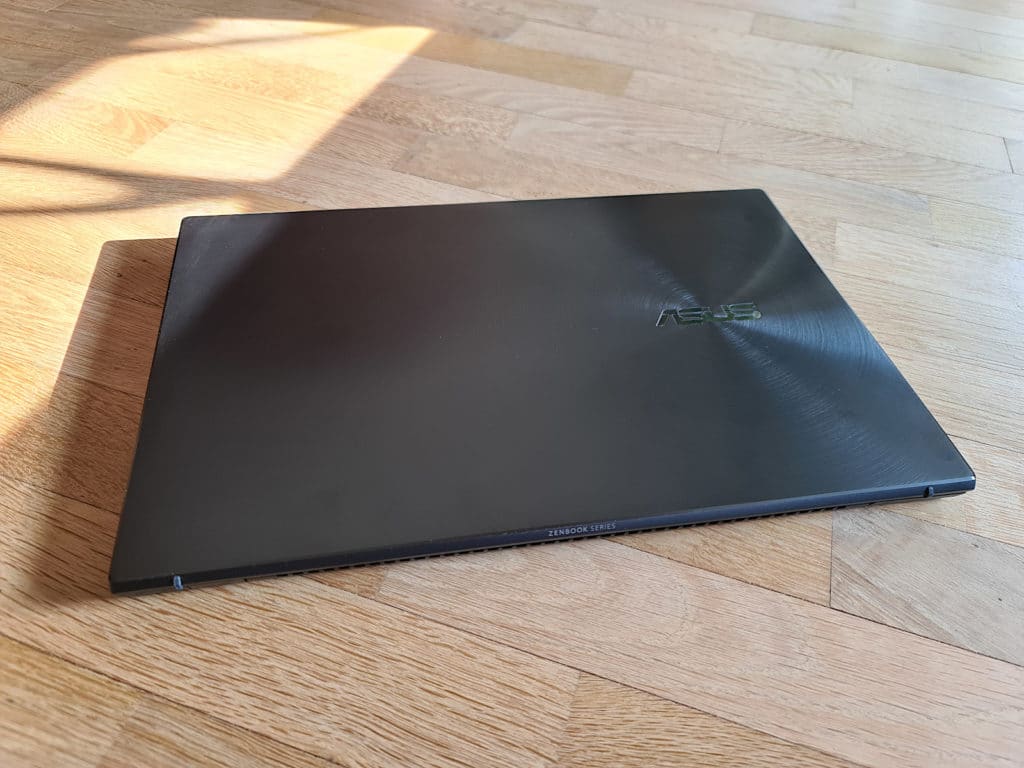 Image 24 : Test Asus Zenbook 13 OLED (UX325EA) : un ultrabook haut en couleurs très séduisant