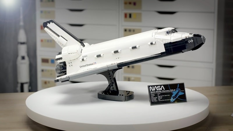 Le set LEGO de la navette Discovery de la NASA
