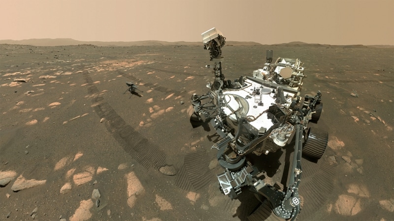 Perseverance selfie avec Ingenuity - NASA