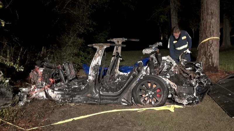 Tesla accident - Matt Dougherty / Twitter