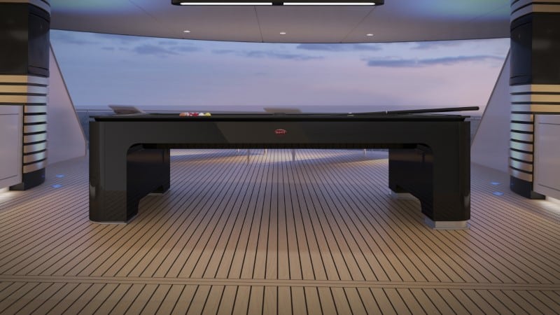 Image 1 : Bugatti lance un billard à 300 000 dollars pour jouer sur un yacht
