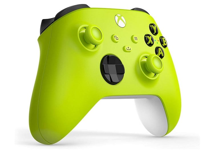 Image 1 : Xbox Series : la manette Electric Volt déjà en promo chez Amazon