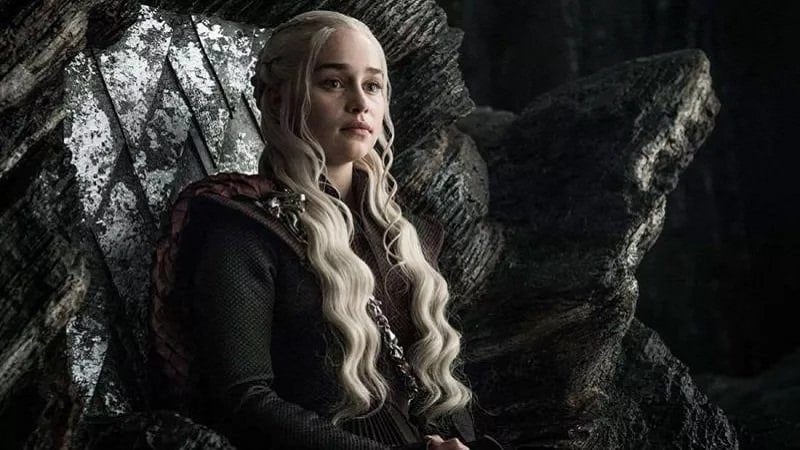 Emilia Clarke dans le rôle de Daenerys Targaryen. Crédit : HBO