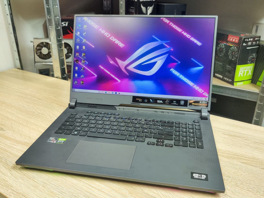 Asus ROG Strix G17 G713Q 2021