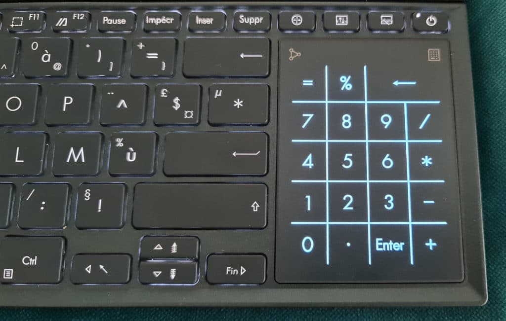 Image 6 : Test Asus Zenbook Pro Duo 15 OLED : deux écrans au service d'une création débridée
