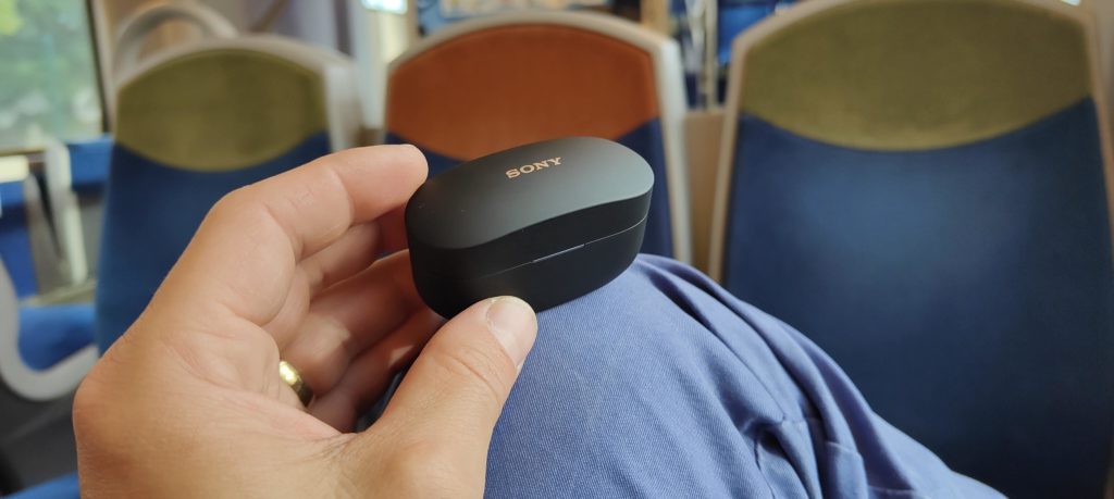 Image 7 : Test Sony WF-1000XM4 : notre avis sur les meilleurs écouteurs sans fil de 2021, tout simplement
