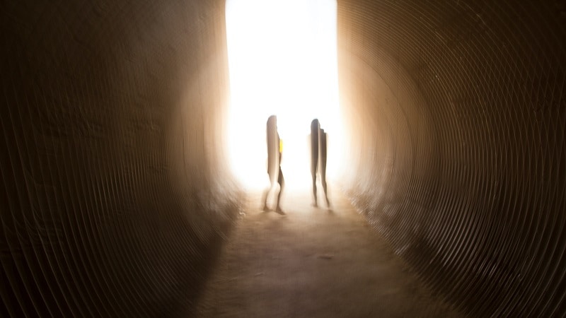 La lumière au bout du tunnel