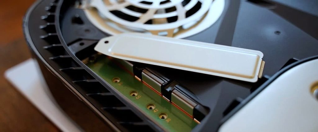 SSD PS5 : quel est le meilleur NVMe à choisir en février 2024 et comment  l'installer ?