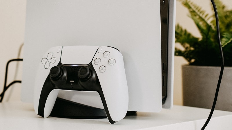 Sony schickt 10% Gutschein für Spiele und Zubehör