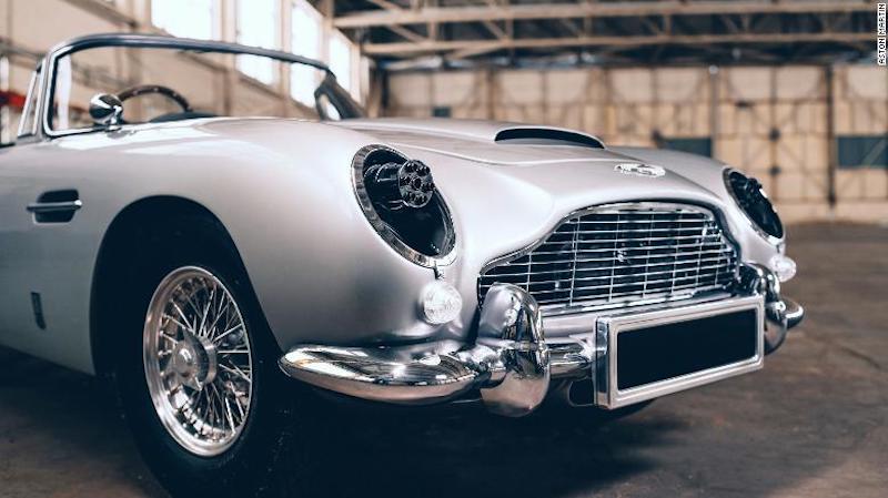Image 1 : James Bond : son Aston Martin disponible en version enfant pour 123 000 $