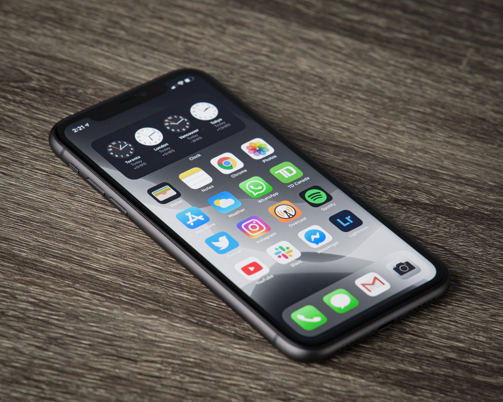 iPhone 11