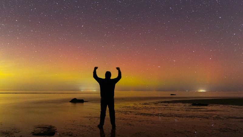 Photo d'une aurore boréale prise ce 12 octobre dans l’état du Massachusetts - Crédits : spaceweathergallery/Chris Cook