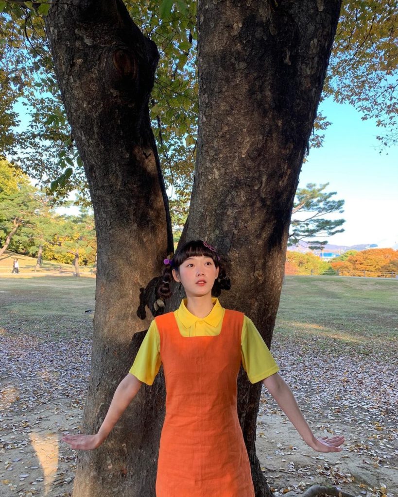 Un déguisement réussi pour la comédienne - Crédit : Instagram / @Leeyoum262