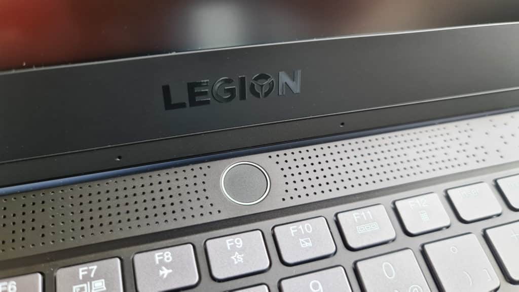 Image 10 : Test Lenovo Legion Slim 7 : un PC gamer équilibré et fin pour jouer en toute discrétion