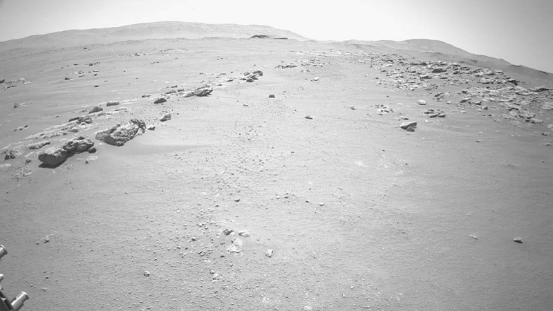 Vue à la première personne du rover Perseverance sur Mars