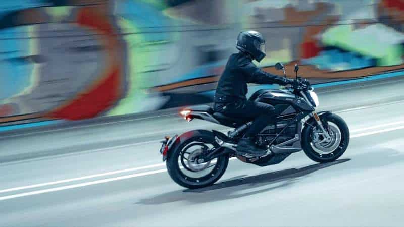 La moto électrique Zero SR 2022 disposera d'une capacité électrique pouvant atteindre 20,9 kWh (Crédits image : Zero Motorcycles)