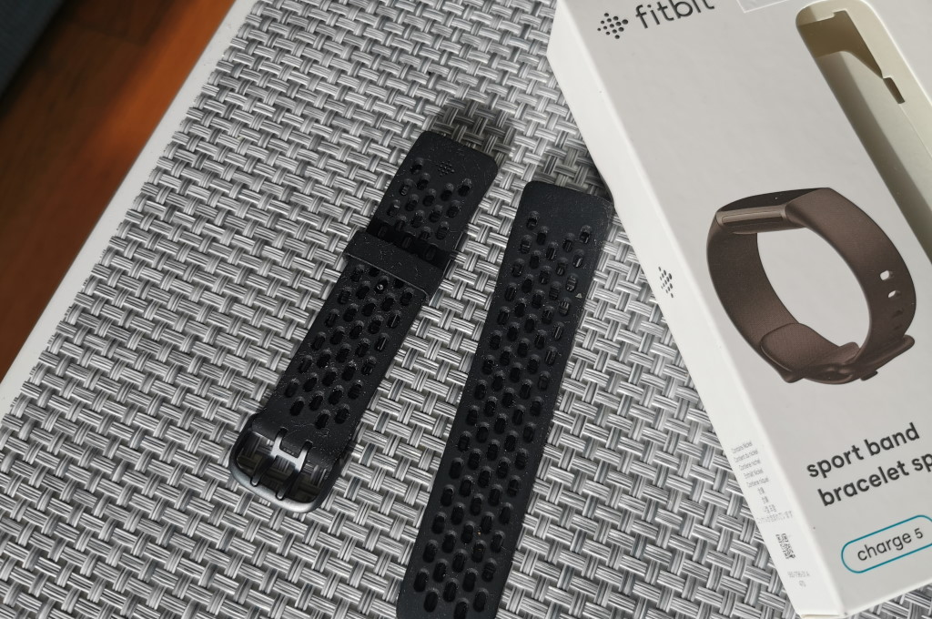 Image 5 : Test du Fitbit Charge 5 : les capteurs santé arrivent en force