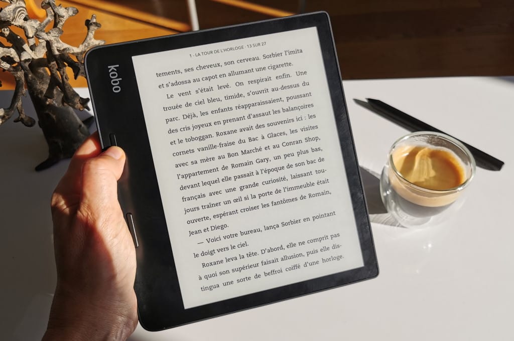 Test de la Kobo Sage : la liseuse grand format qui en fait