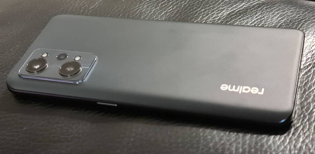 Image 9 : Test realme GT Neo 2 : il a tout d'un smartphone haut de gamme, sauf le prix