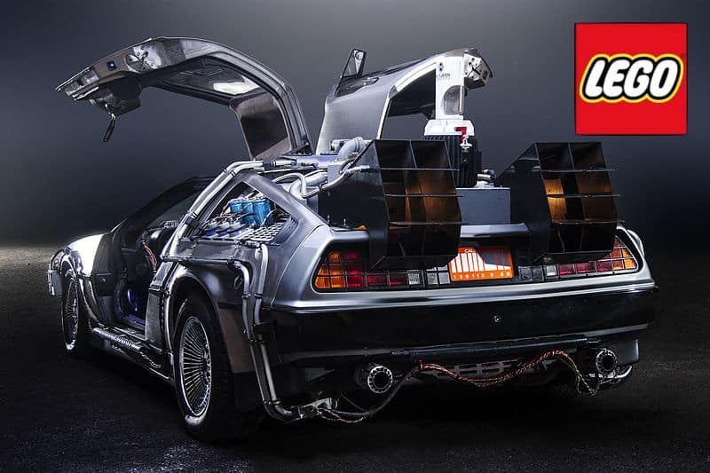 Promo sur le set Playmobil Retour vers le futur avec la célèbre DeLorean