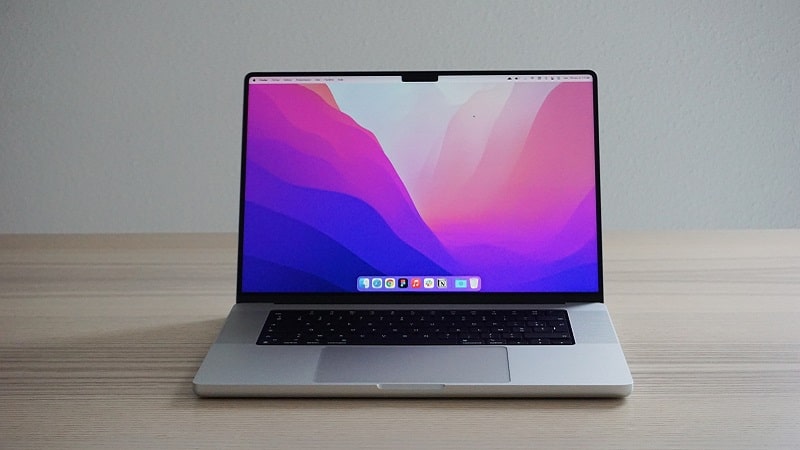 Image 1 : Apple donne 100 500 dollars à un étudiant pour avoir piraté un Mac
