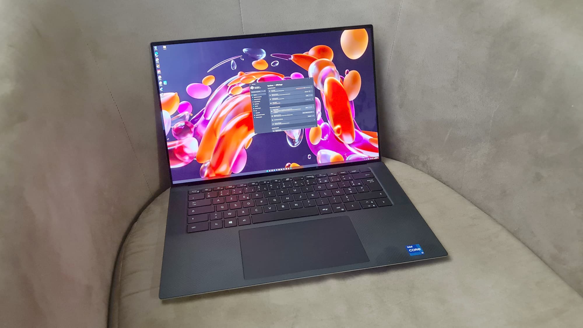 Dell XPS 15 vue générale ouvert MEA