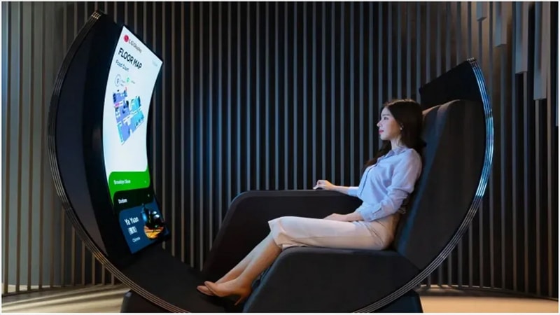 le trône OLED incurvé et inclinable de LG pour le CES 2022 - Crédits : LG Display