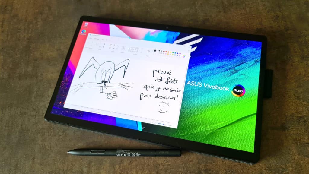 Image 11 : Test Asus Vivobook 13 Slate : un PC et une tablette Oled à petit prix