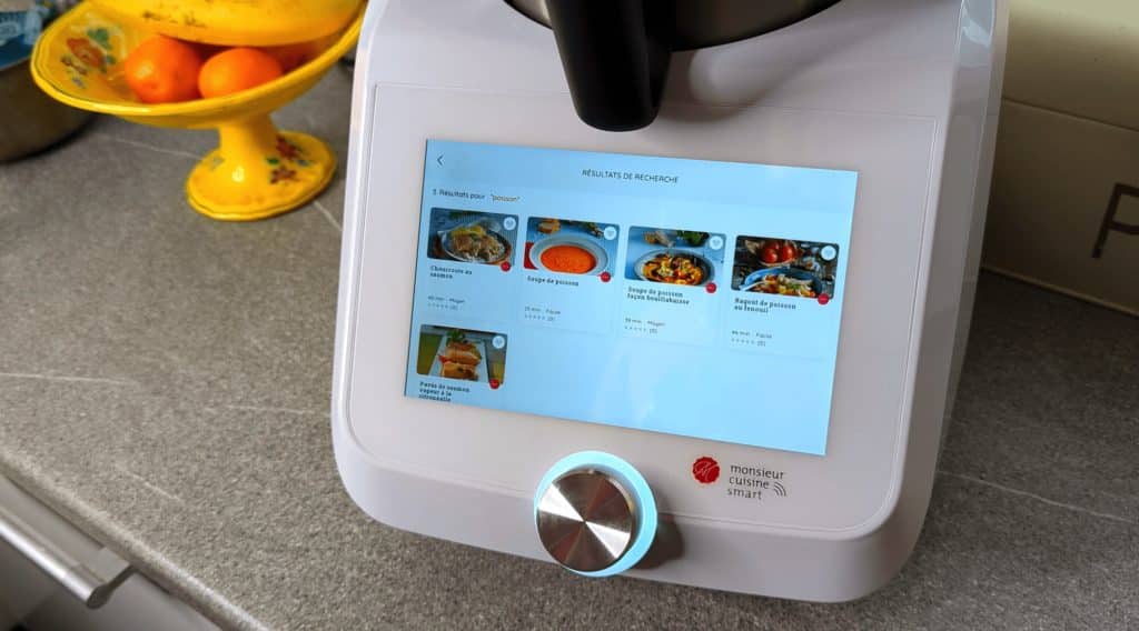 Monsieur Cuisine Smart : le robot iconique de chez Lidl est disponible en  ligne, les avis sont top