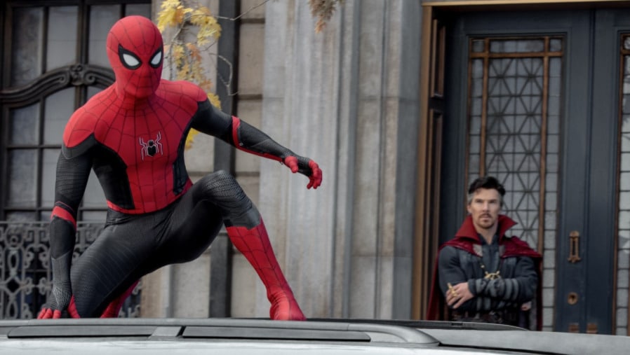 Image 1 : Spider-Man : le nouveau costume de Tom Holland a une histoire