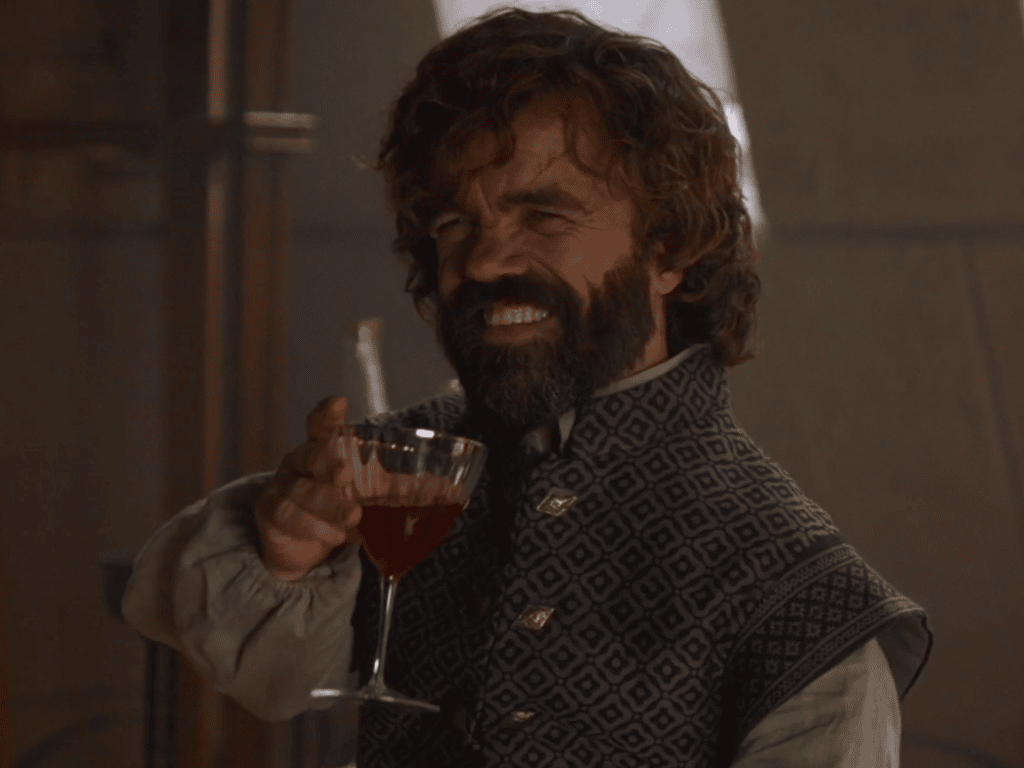 Une rare image de Tyrion Lannister souriant