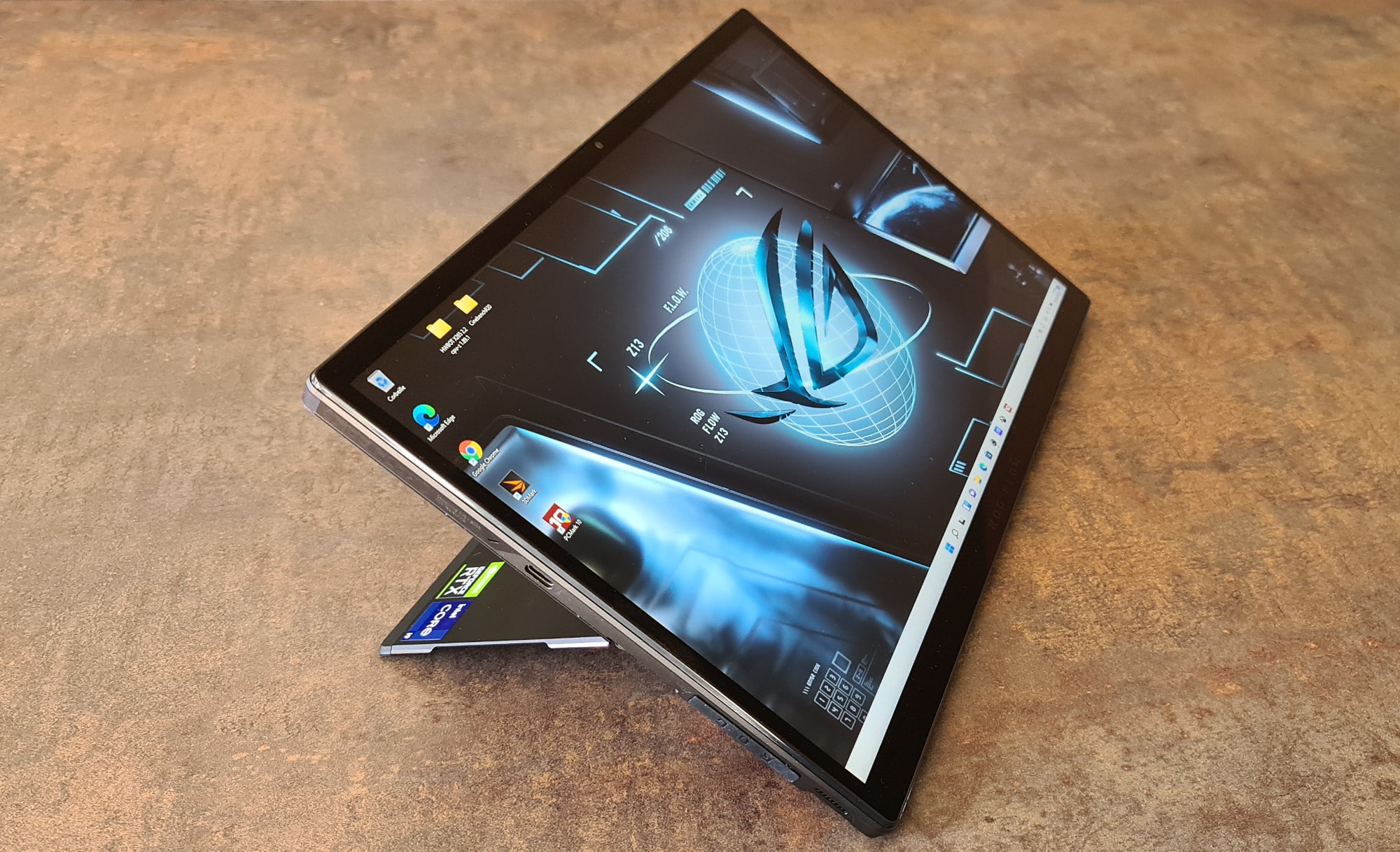 Test Asus ROG Flow Z13 : la tablette qui se transforme en PC gamer