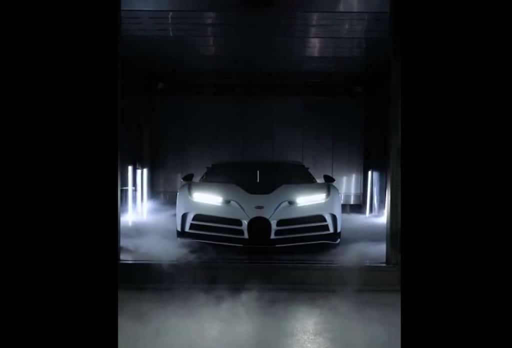 Image 1: Bugatti tortures Centodieci in a cold room at -20 degrees Celsius