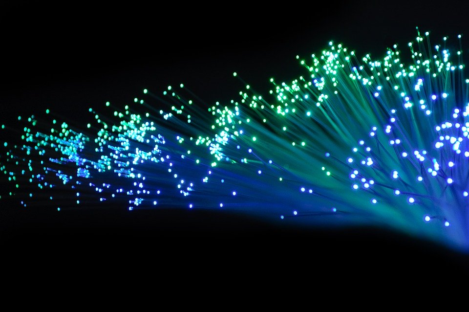 C'est quoi la fibre optique ? Ce que vous devez savoir